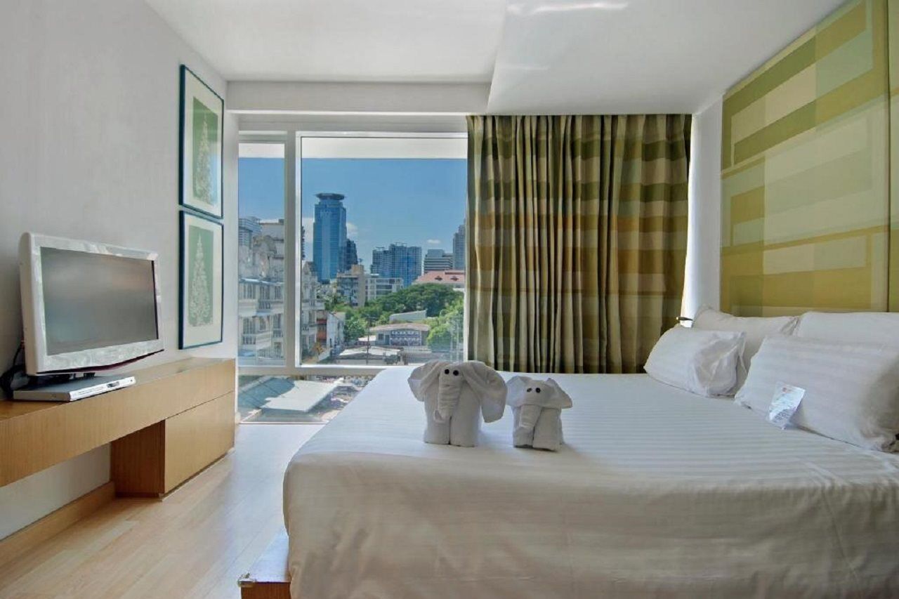 Отель Le Fenix Sukhumvit 11 Бангкок Экстерьер фото